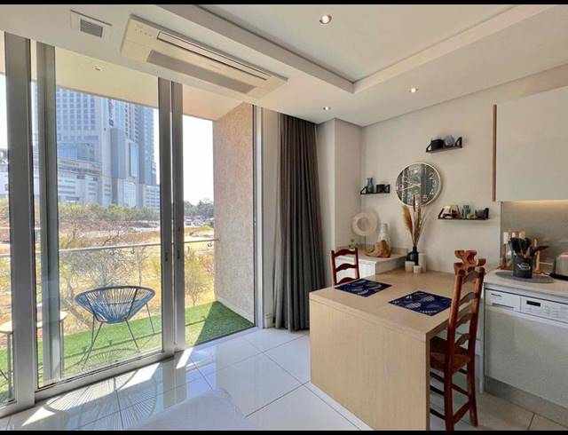 1 BEDROOM APARTMENT FOR SALE IN SANDOWN